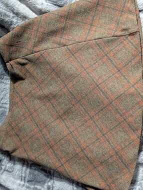 Princess Polly brown plaid mini skirt Size 4